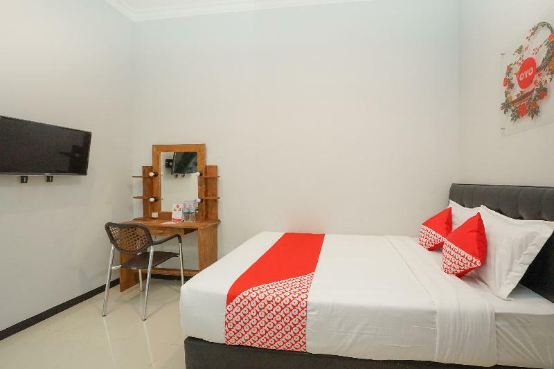 Reddoorz Near Surabaya Zoo Hotel Exterior photo